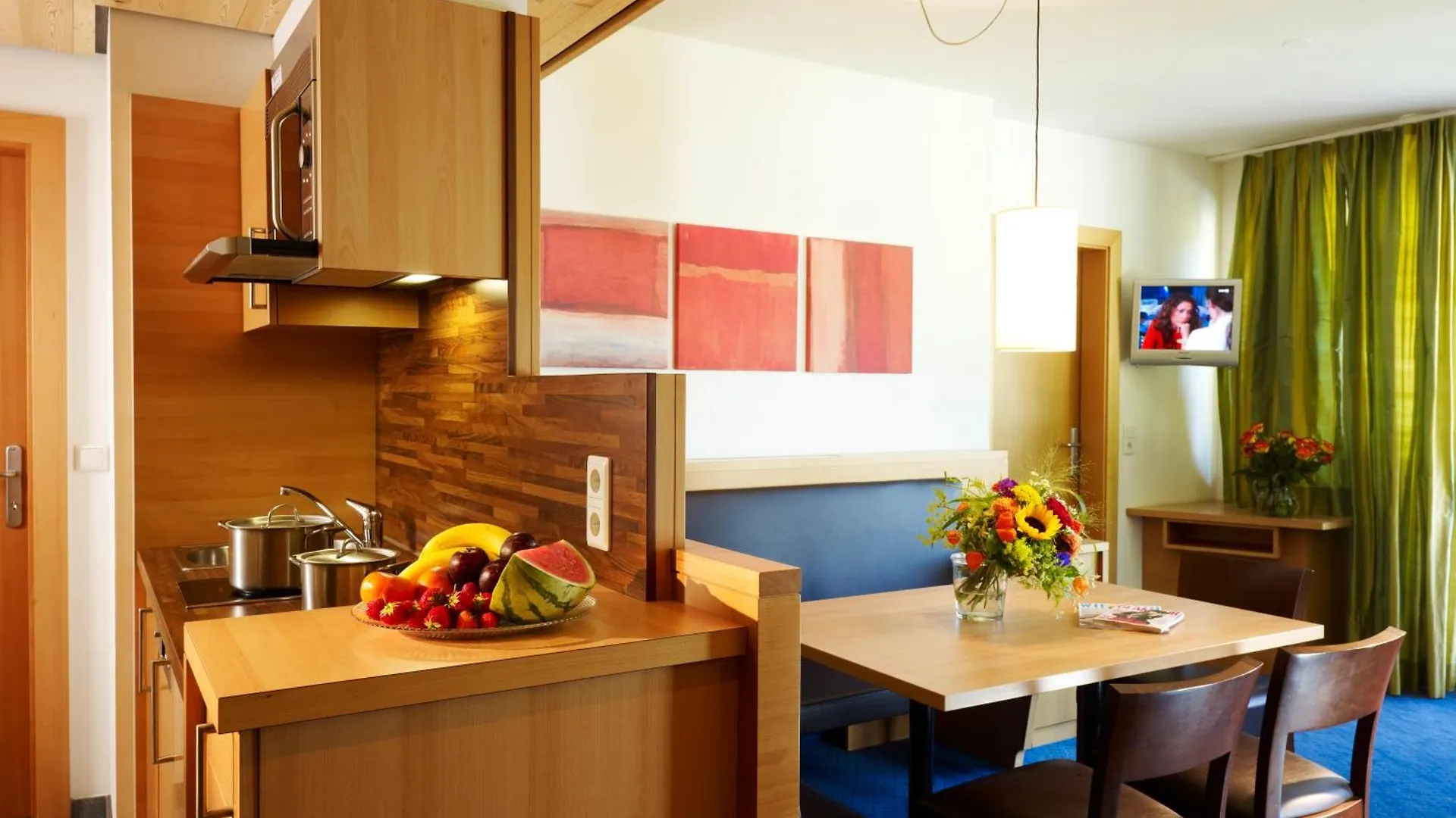 Gradiva Apartments 이스크글