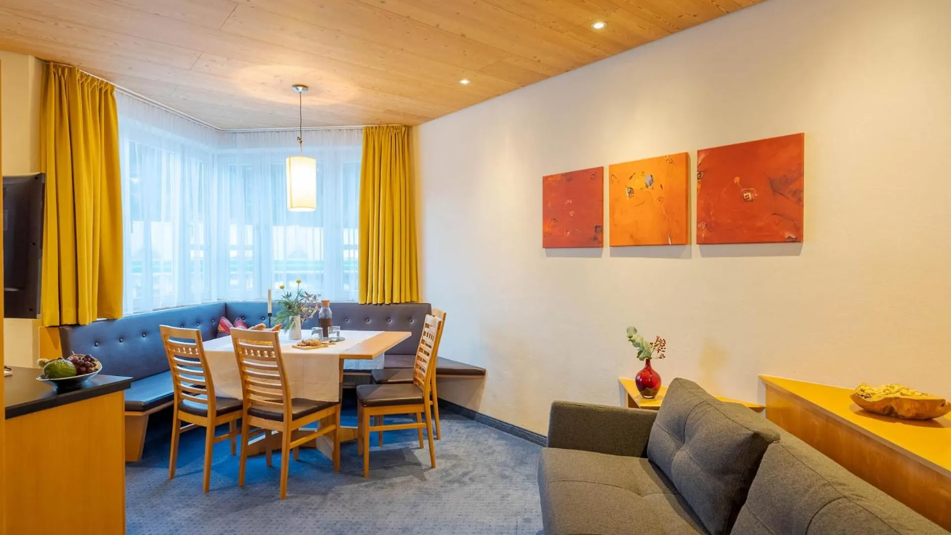 Gradiva Apartments 이스크글